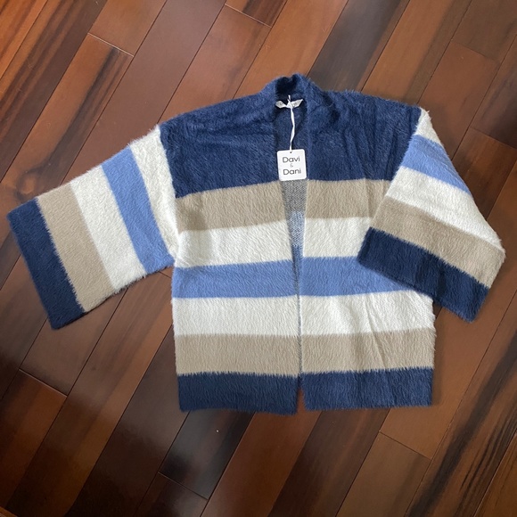 COLOR BLOCK 3/4 SLEEVE CARDIGAN - Picture 7 of 9